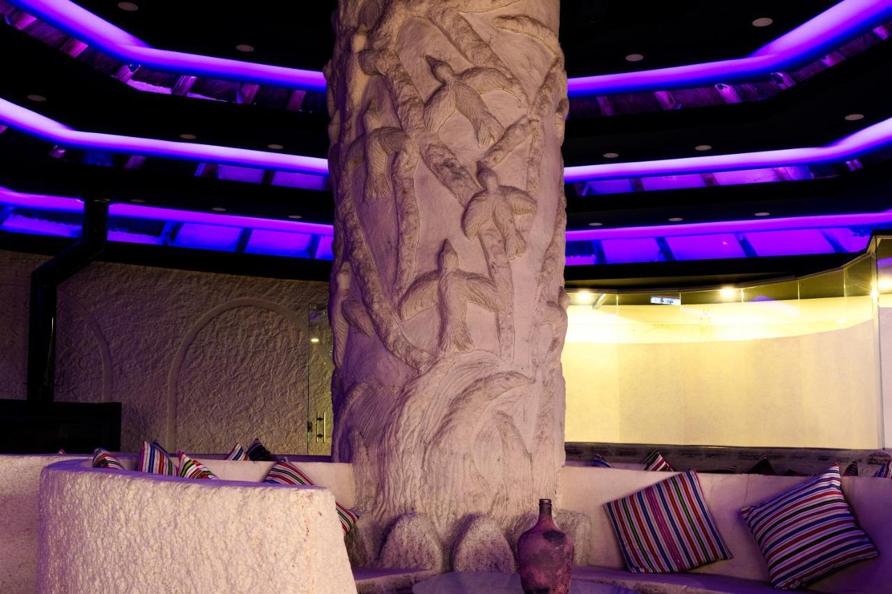 Hotel De Sal Cristal Samana Colchani Екстериор снимка
